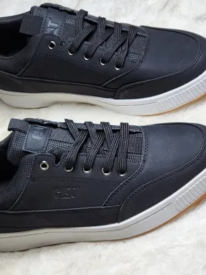 Baskets CAT en cuir marron – Modèle Urban Casual