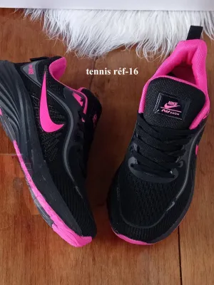 Divers tennis de marque de bonne qualité